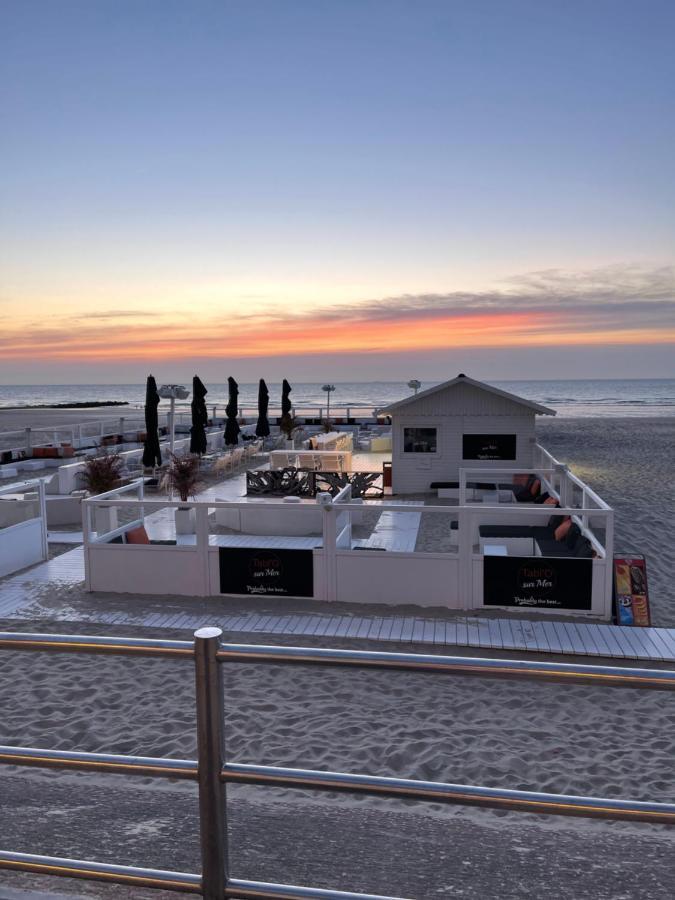 Studio De Strandloper Met 1 Zetelbed En 1 Bedkast Middelkerke Exterior photo
